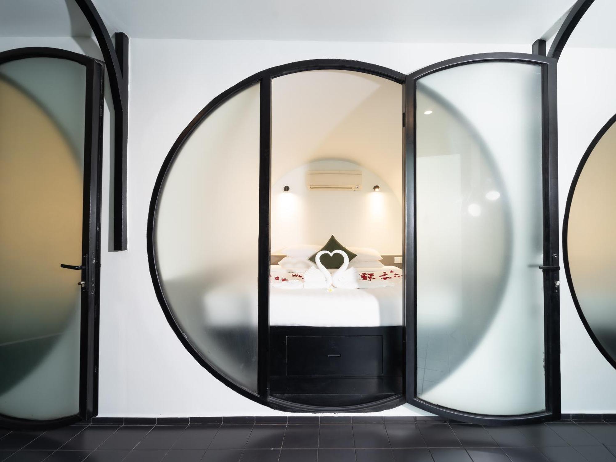 Tunnel Urban Retreat Hotel Siem Reap Luaran gambar